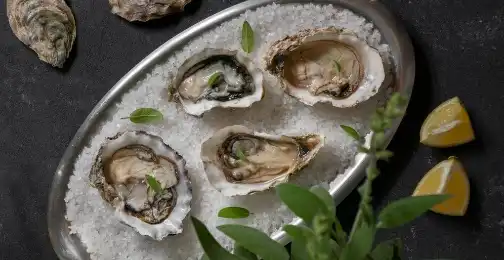 What are the applications of abalone peptides in cosmeceuticals?
